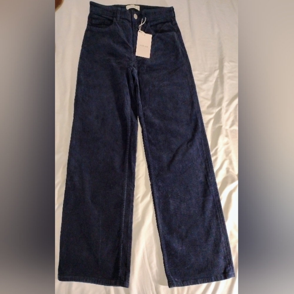Everlane blue corduroy size 26 waist pants.